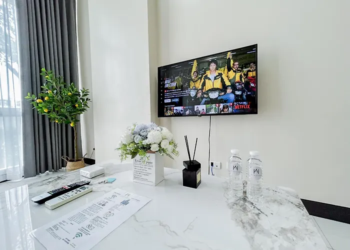 High Ceiling 1br Opr #7 Apartment *