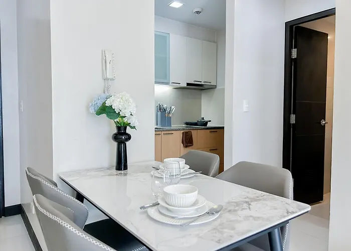 High Ceiling 1br Opr #7