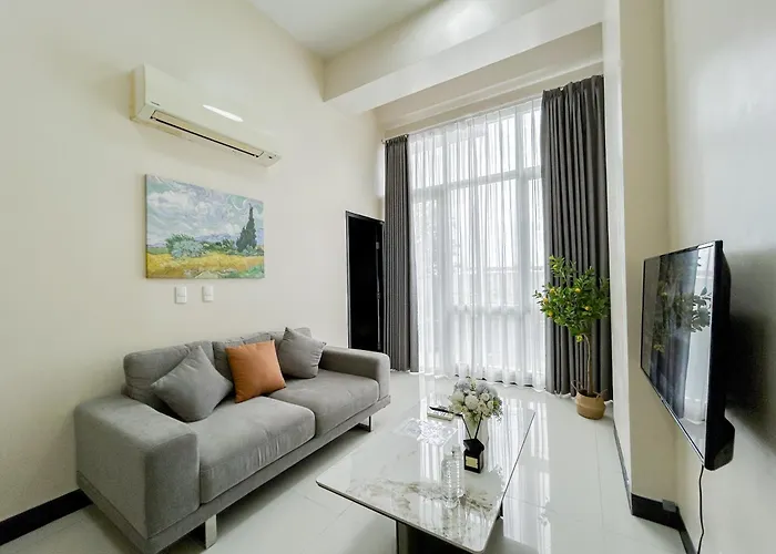 High Ceiling 1br Opr #7 Apartment *