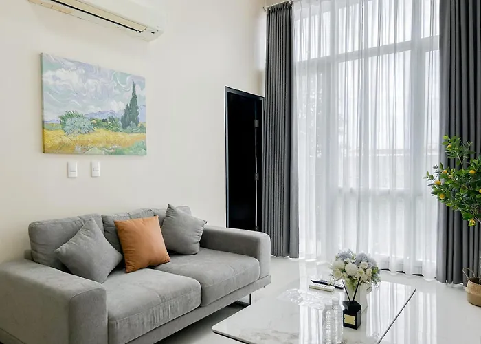 High Ceiling 1br Opr #7 Apartment