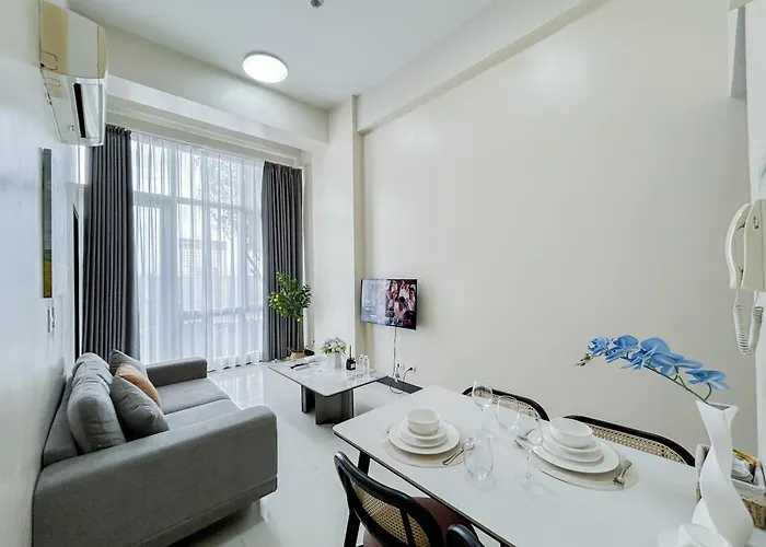 High Ceiling 1br Opr #7 Apartment *